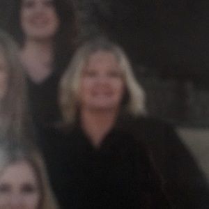 Meet your Posher, Evelyn